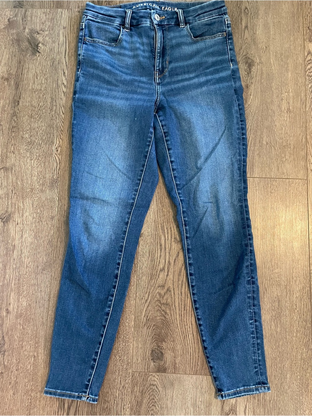 American Eagle Outfitters Mid Blue Curvy High-Rise Jeggings Size 6